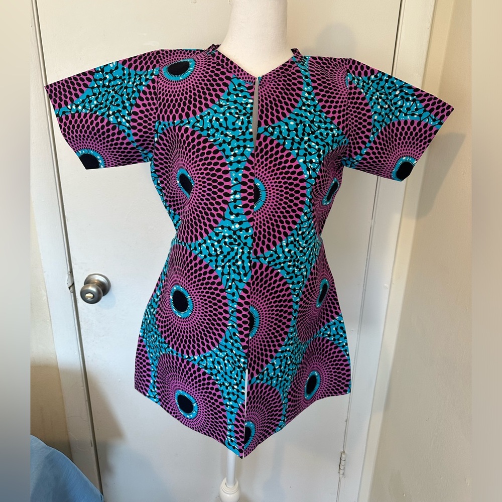 Brand: Ankara African Print. Size: Medium. Color: Blue & pink. Material: Cotton